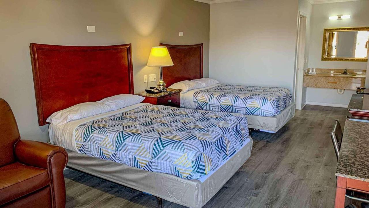 Motel 6 Newport News, Va - Fort Eustis מראה חיצוני תמונה